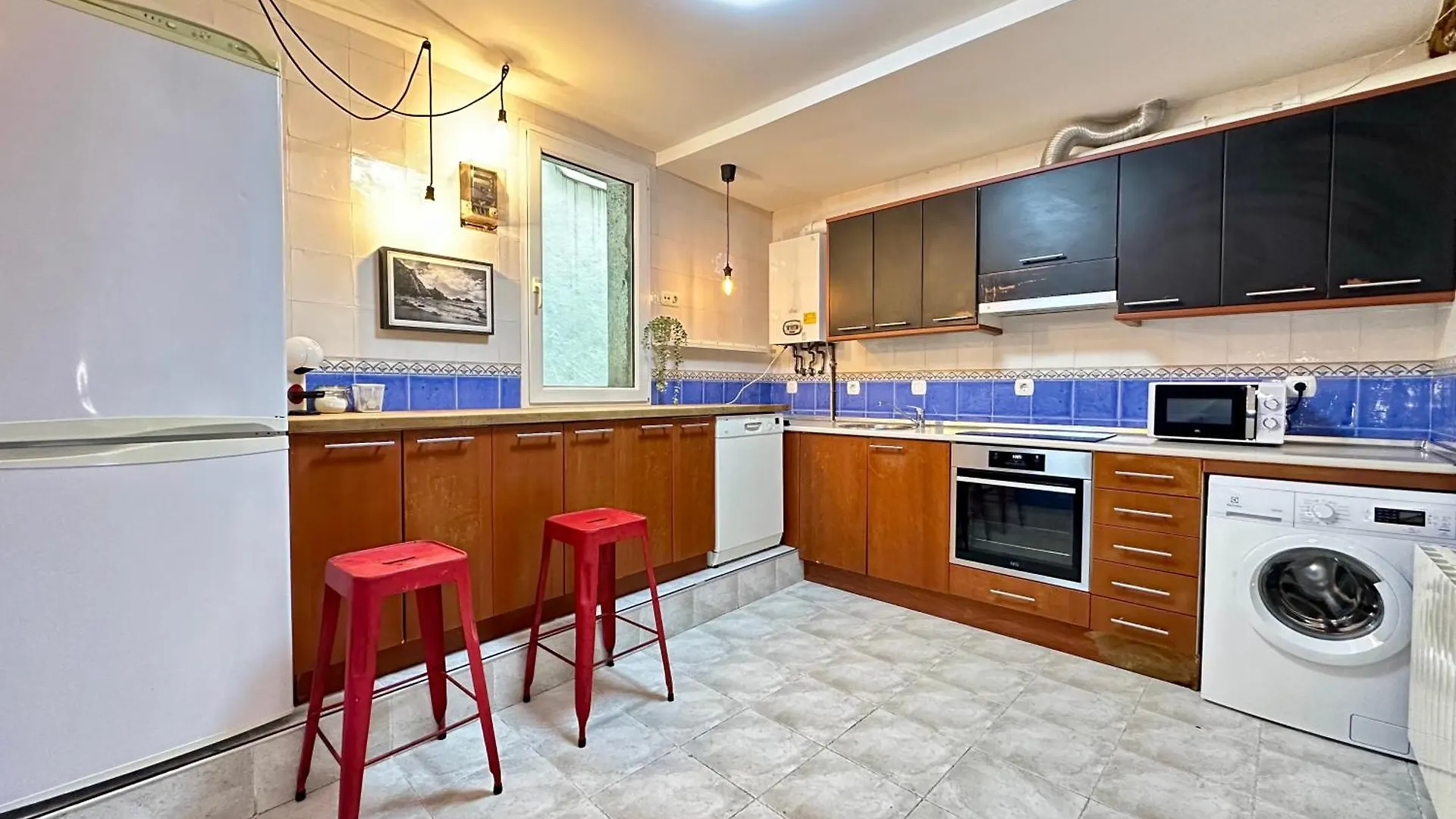 Arte Y Diseno Junto Al Casco Viejo De Bilbao Apartment